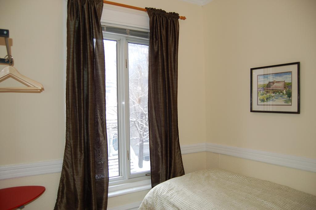 Le Chasseur Bed & Breakfast Montreal Exterior foto
