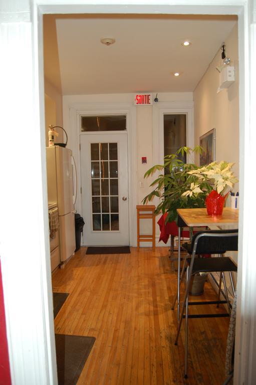 Le Chasseur Bed & Breakfast Montreal Exterior foto