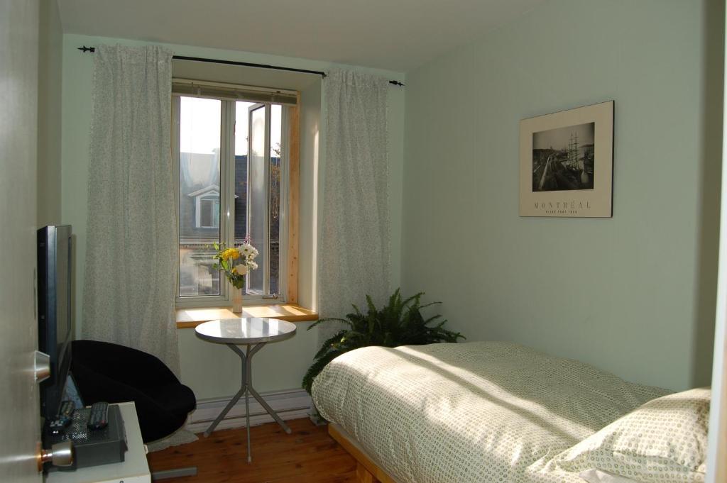 Le Chasseur Bed & Breakfast Montreal Habitación foto